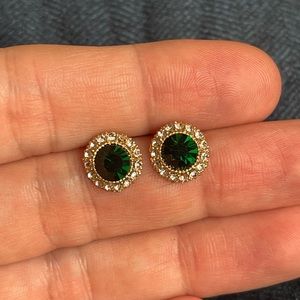 Stud earrings emerald colour crystals round shaped gold tone perfect condition